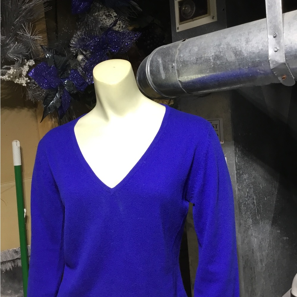 Max Studio Blue Silk & Cashmere Sweater